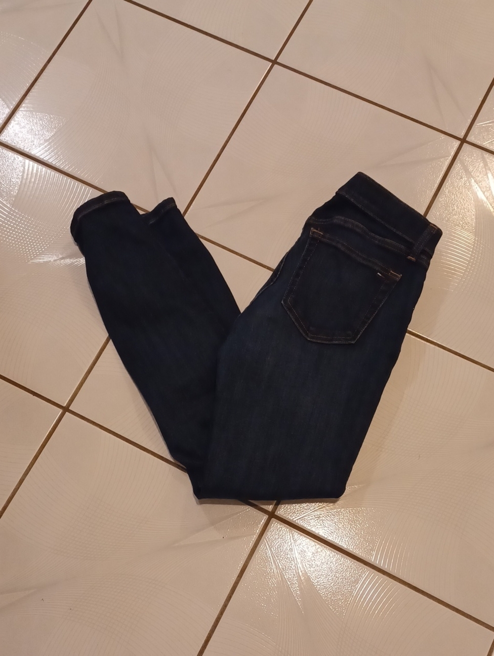2/$70 Tommy Hilfiger Dark Skinny Jeans - Size 6